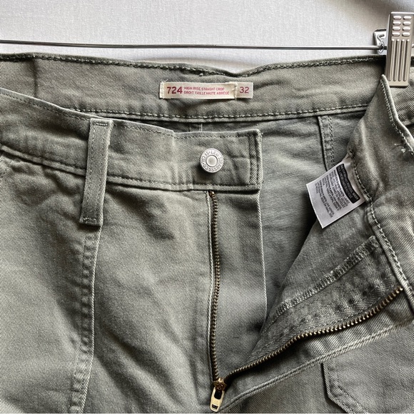 Levi’s 724 High Rise Straight Crop Olive Cargo Pants Sz 32 - Picture 6 of 12